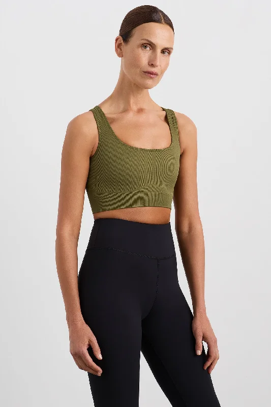 Seamless Crop 331