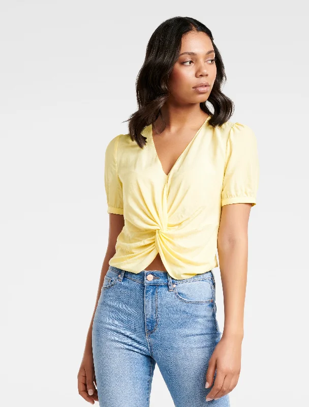 Eline Twist Front Short Sleeve Top