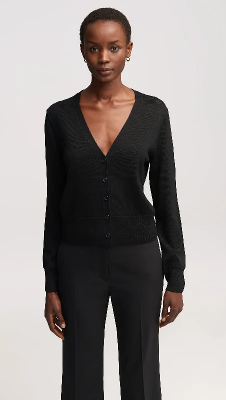 Weekend Specials Just for You Everyday Knit Crew Cardigan in Merino Wool | Black