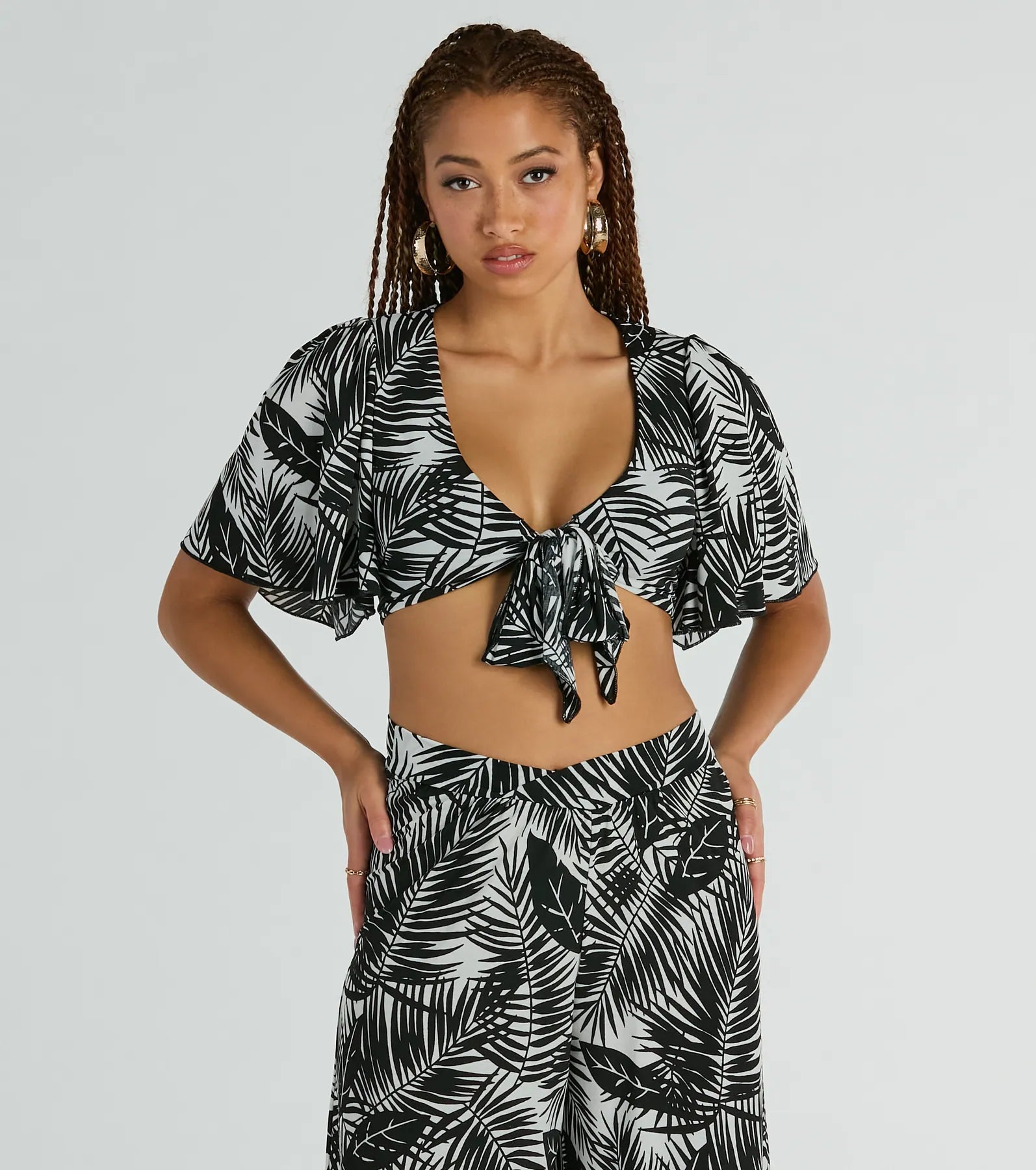 Time For Vacay Tie Front Tropical Crop Top